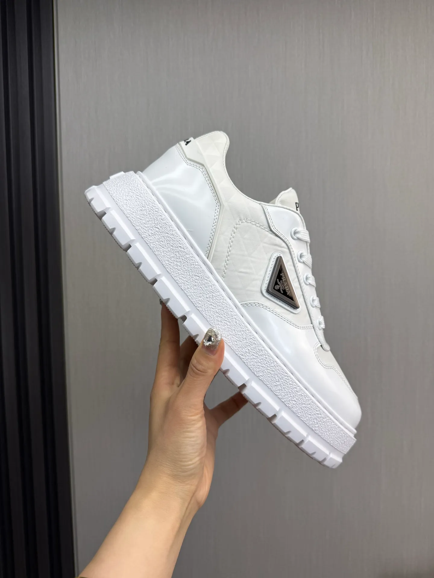 Men's shoes 💰580💰 [PRADA] Autumn and winter hot men's shoes shipped 👏Official website synchronized ⬆️Original fly-woven cowhide fabric + cowhide lining, 1⃣️:1⃣️reproduction, original sole, 38-45 (45. Customized, non-refundable)